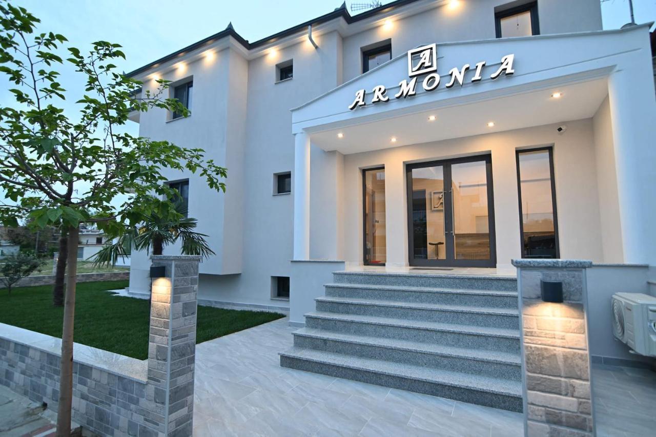 Armonia Luxury Suites Vrasná 外观 照片