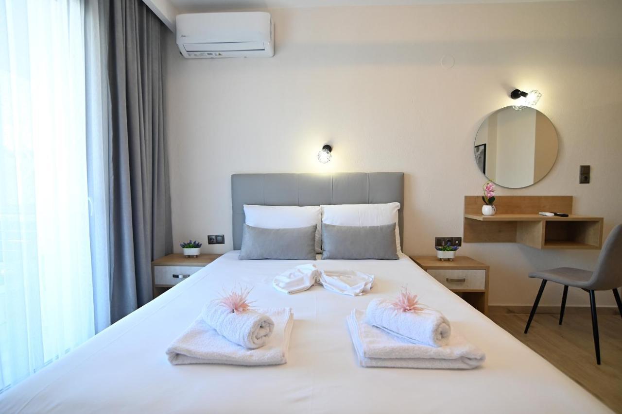Armonia Luxury Suites Vrasná 外观 照片