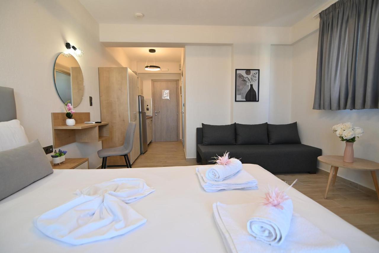 Armonia Luxury Suites Vrasná 外观 照片