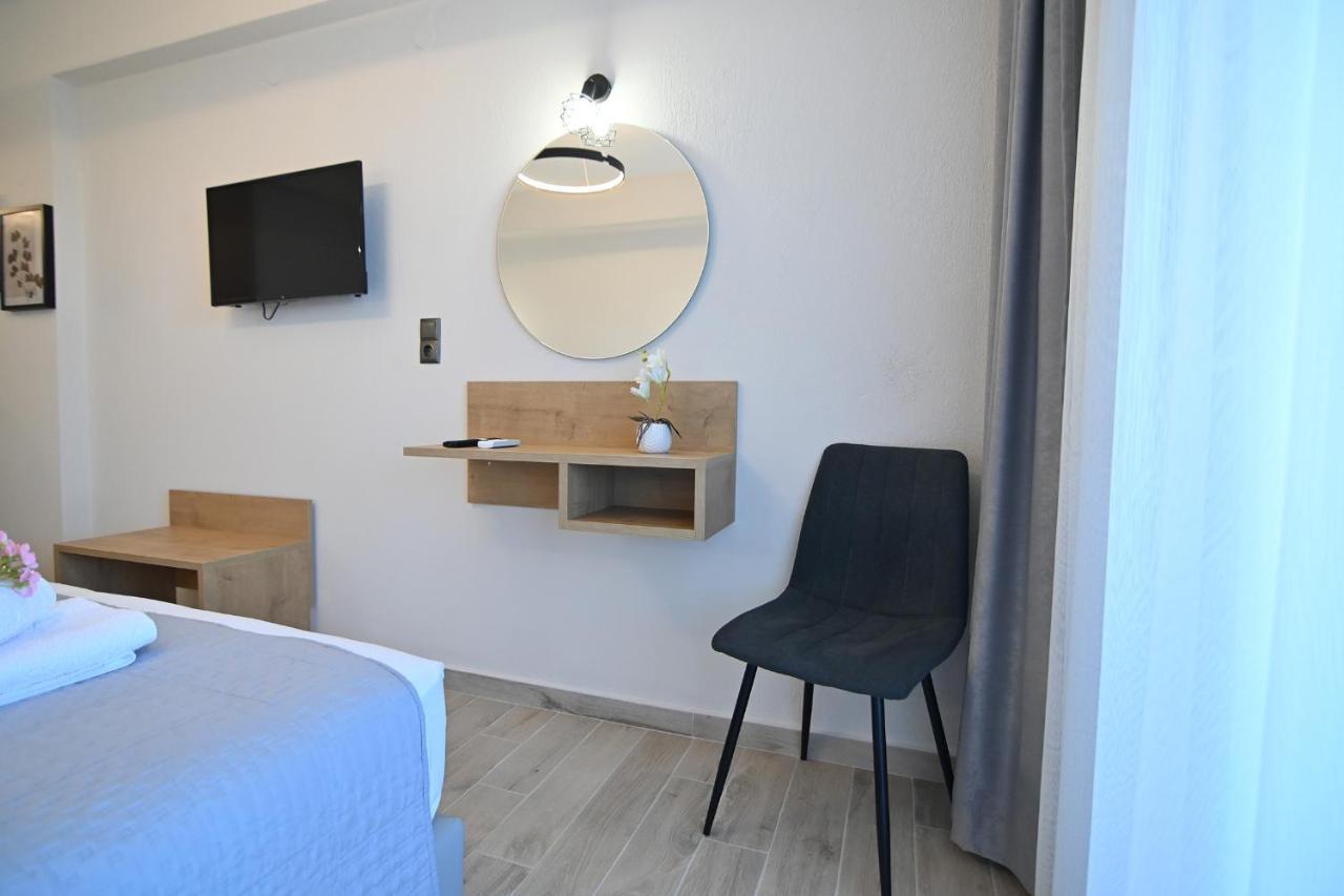 Armonia Luxury Suites Vrasná 外观 照片