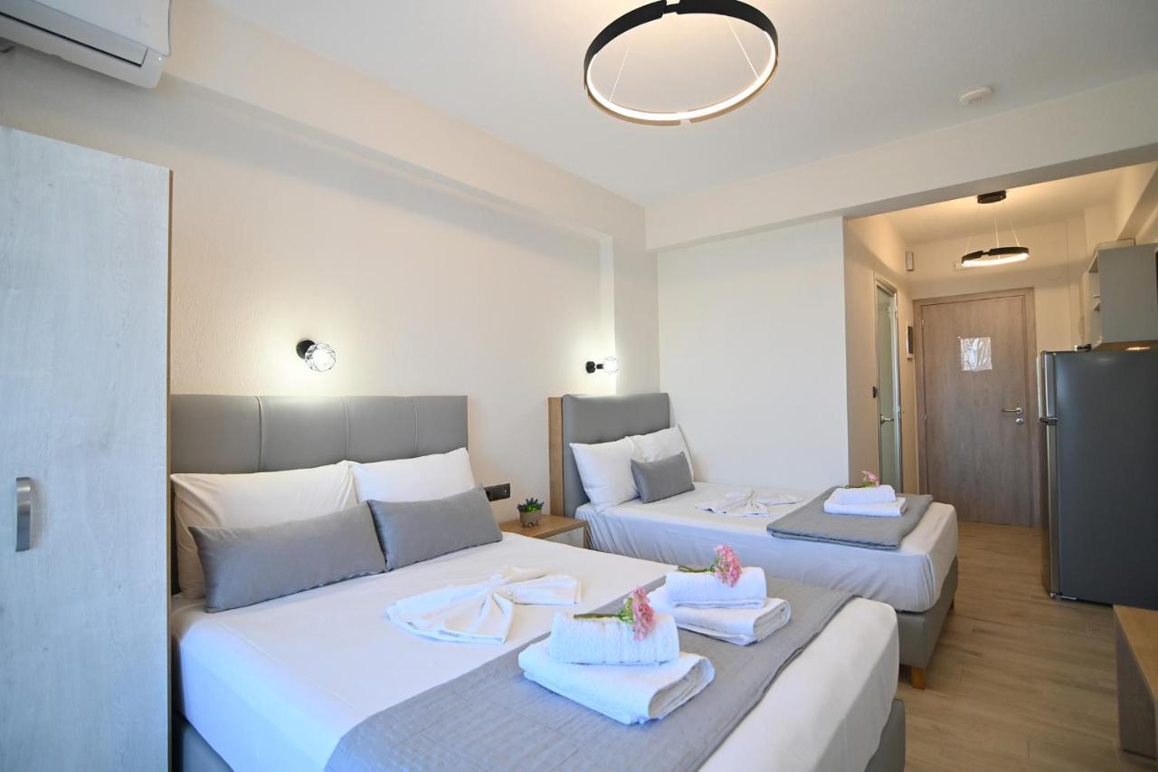 Armonia Luxury Suites Vrasná 外观 照片