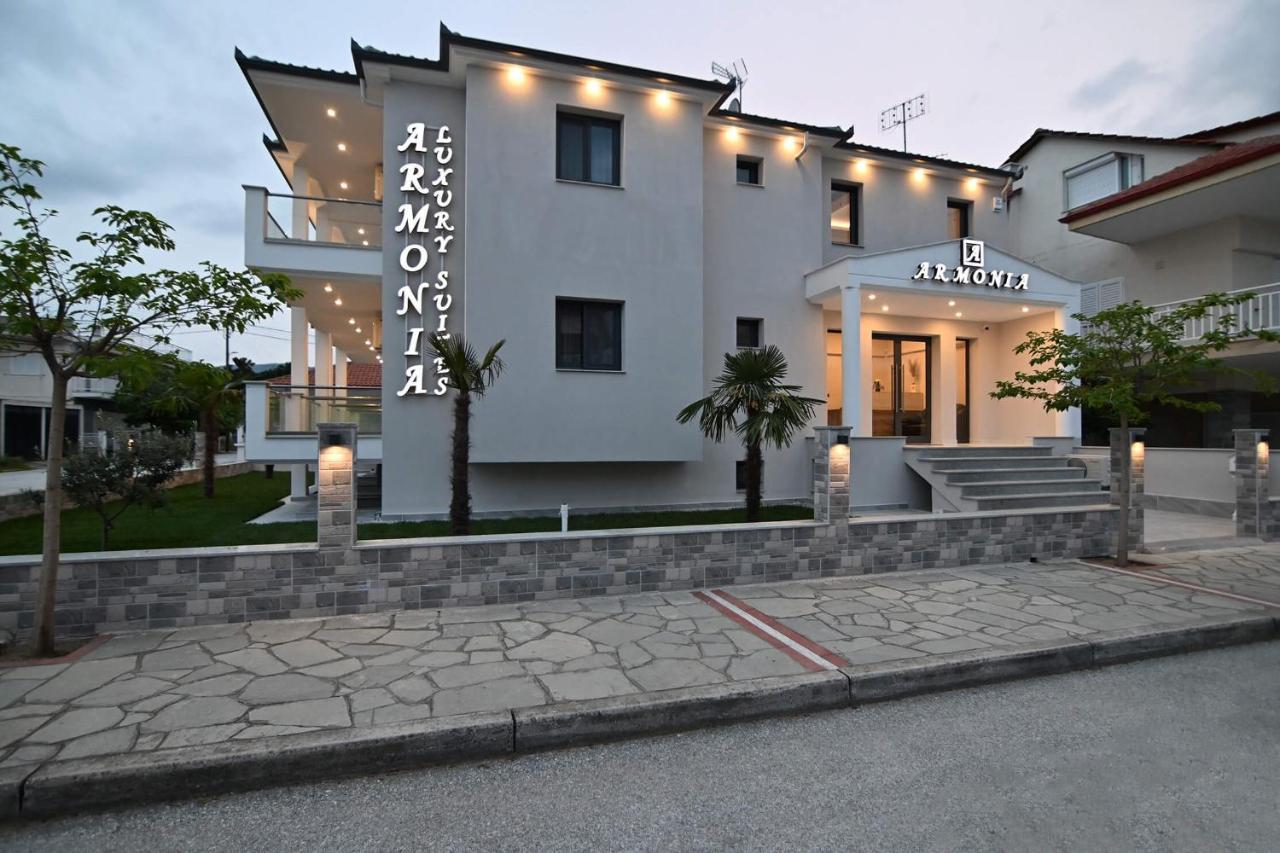 Armonia Luxury Suites Vrasná 外观 照片