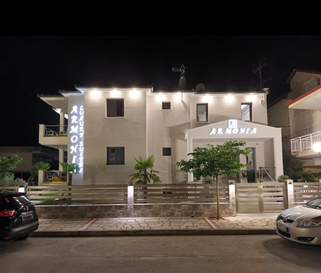 Armonia Luxury Suites Vrasná 外观 照片